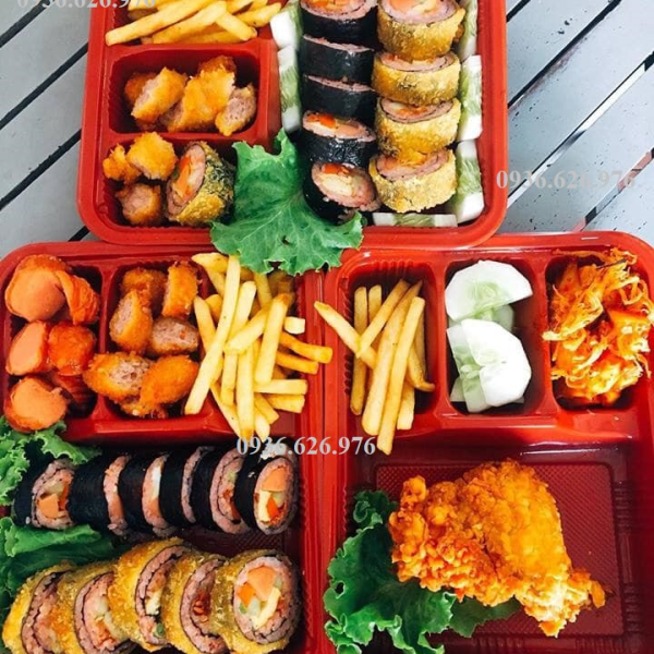 KHAY NHỰA 4 NGĂN ĐỎ ĐEN HT10